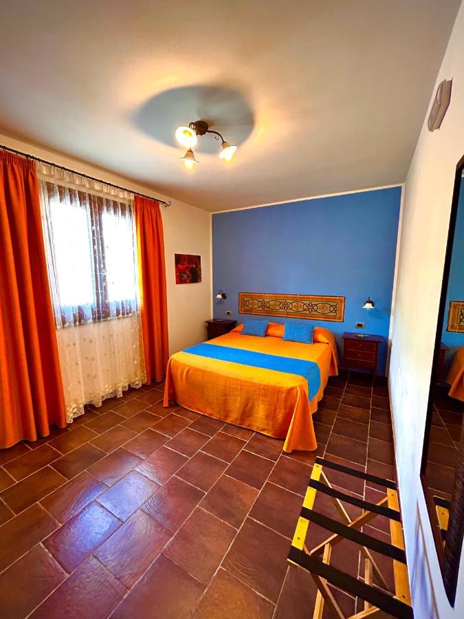 كاستيلوزو B&B L'Angolino Della Nonna المظهر الخارجي الصورة