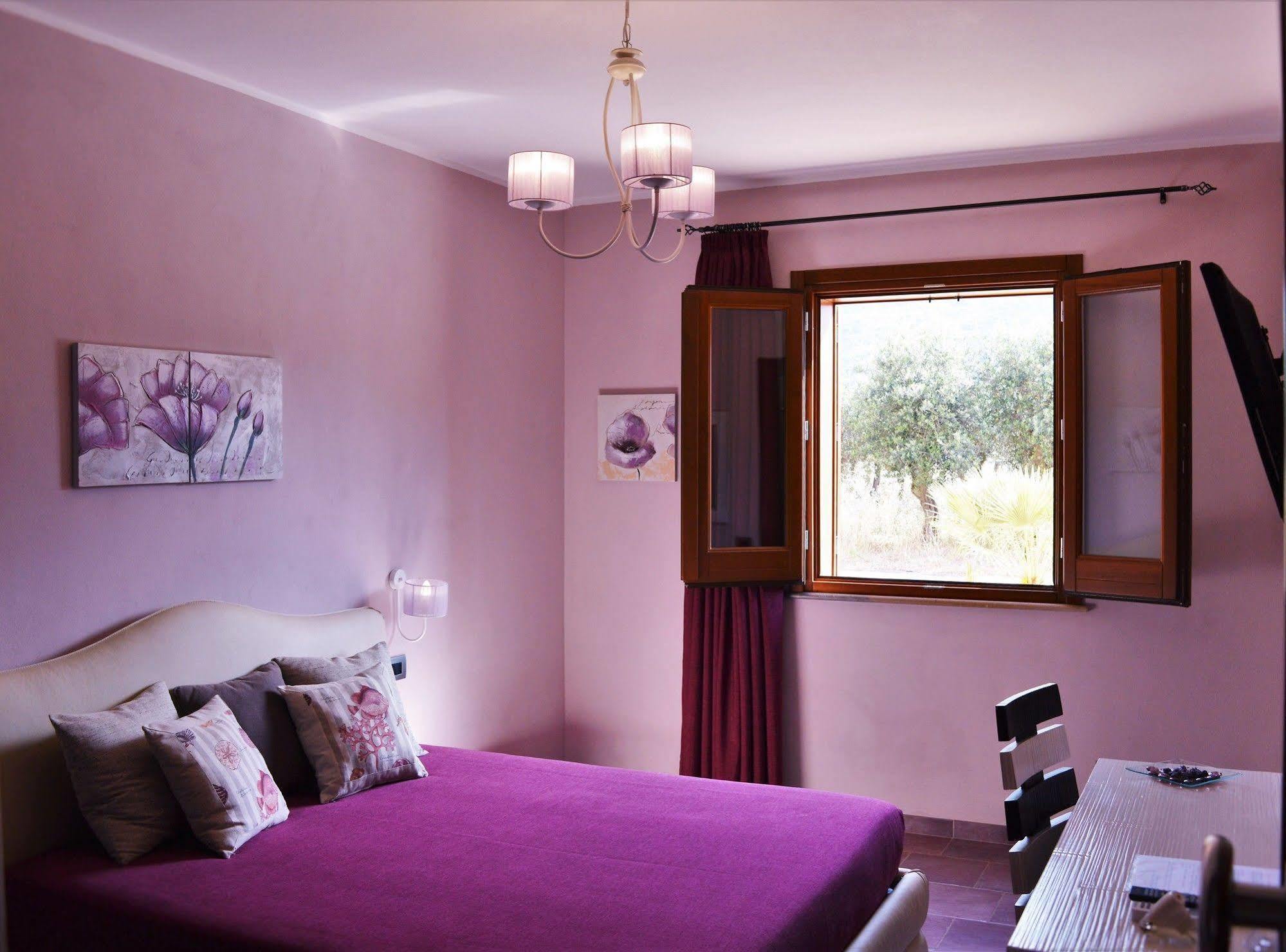 كاستيلوزو B&B L'Angolino Della Nonna المظهر الخارجي الصورة